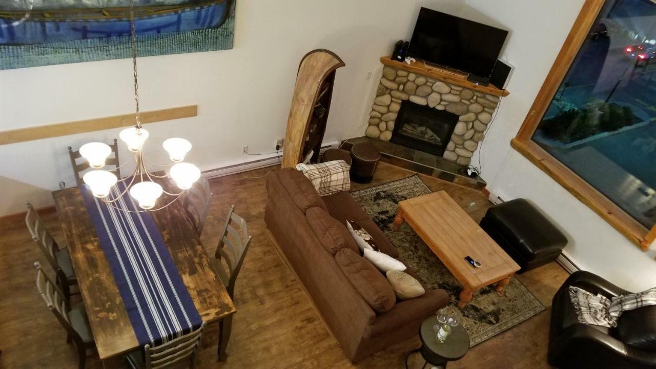 Downtown Loft, Mountain Views, Fireplace, Couple'S Retreat, Walker'S Paradise Canmore Exterior photo